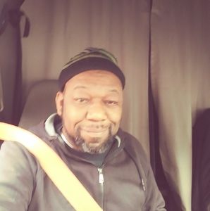 Meet your Posher, Lawrence